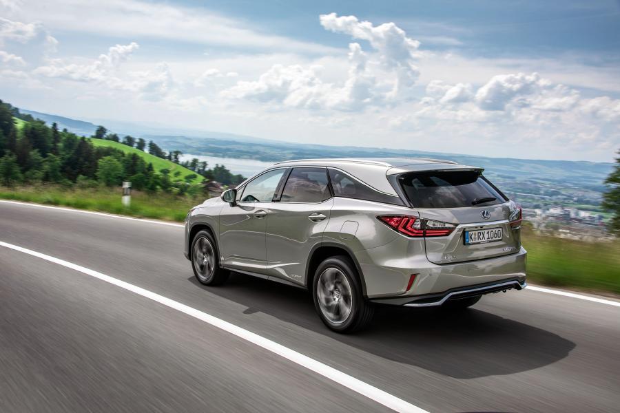  Lexus RX450hL 2018 года  (WW) (фото 17 из 45)